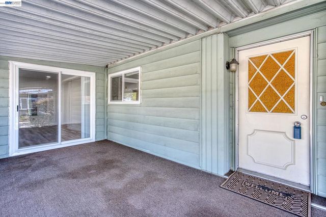 29330 Middleborough Way, Hayward, CA 94544