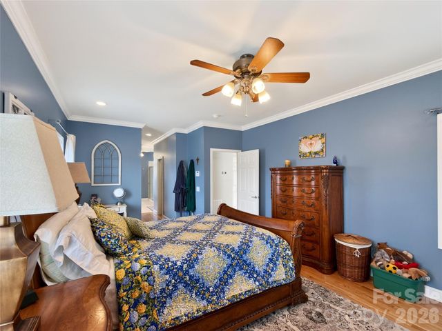 3275 Hanging Rock Road, Spruce Pine, NC 28777