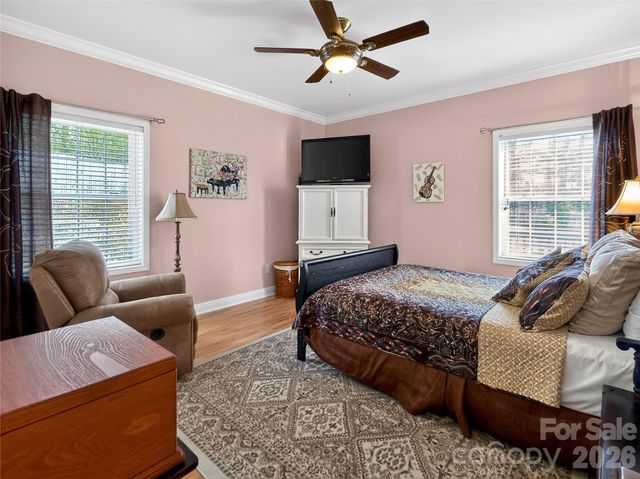 3275 Hanging Rock Road, Spruce Pine, NC 28777