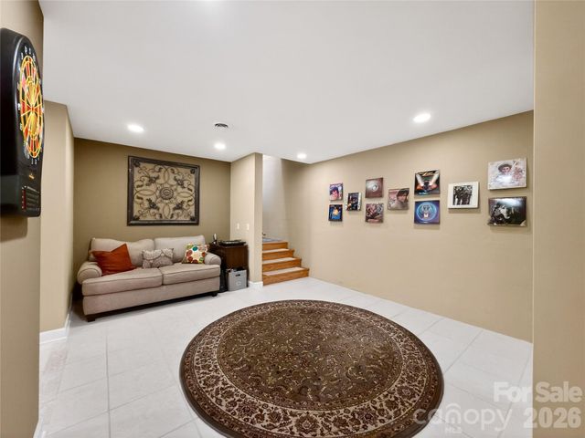 3275 Hanging Rock Road, Spruce Pine, NC 28777