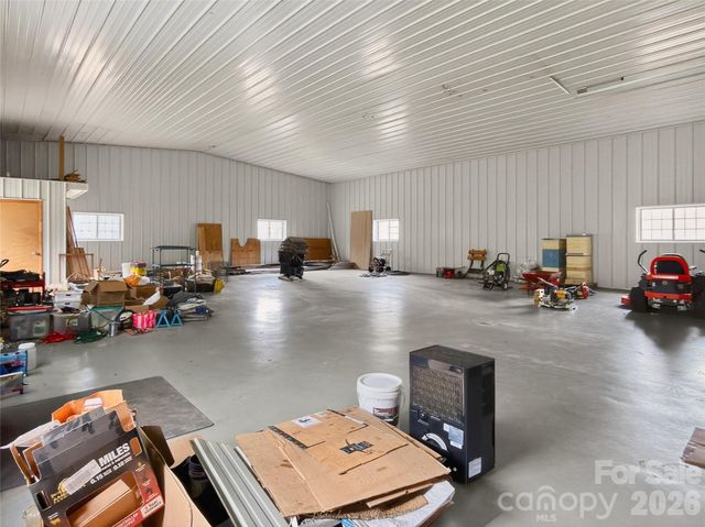 3275 Hanging Rock Road, Spruce Pine, NC 28777