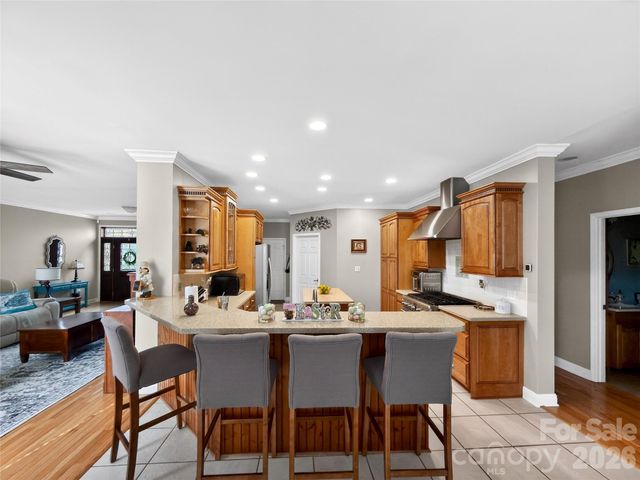 3275 Hanging Rock Road, Spruce Pine, NC 28777