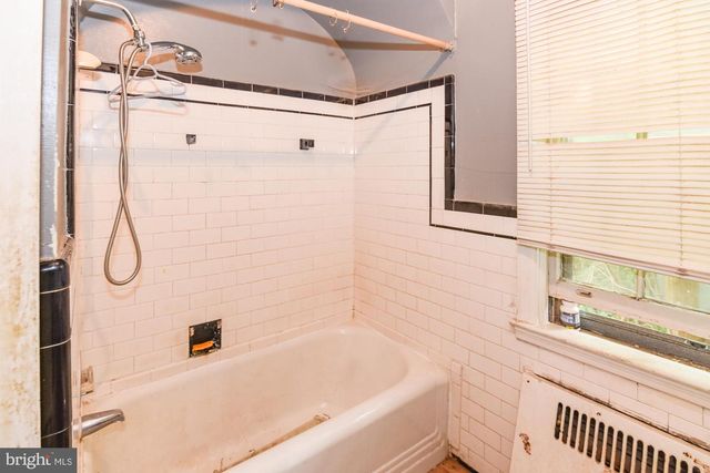 3309 PINKNEY RD, Baltimore, MD 21215