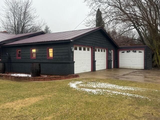 500 E 136th Street, Grant, MI 49327