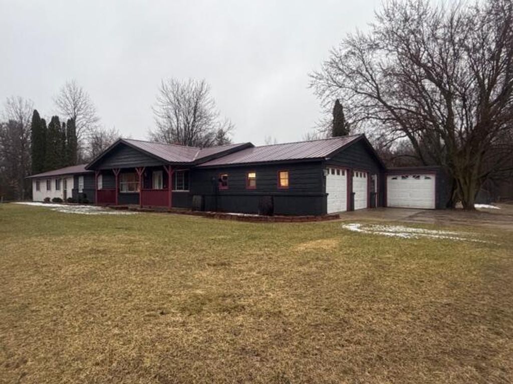 500 E 136th Street, Grant, MI 49327