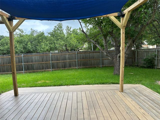 1122 Greenbriar CT, Round Rock, TX 78664