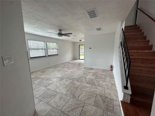 1122 Greenbriar CT, Round Rock, TX 78664