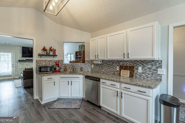 8860 Creekstone Place, Gainesville, GA 30506