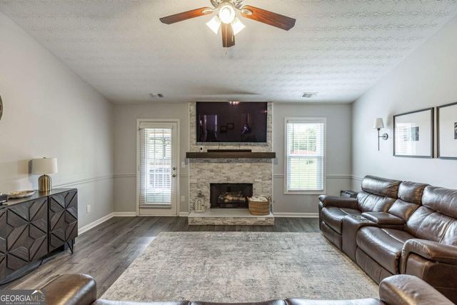 8860 Creekstone Place, Gainesville, GA 30506