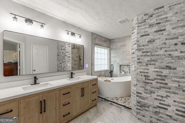 8860 Creekstone Place, Gainesville, GA 30506