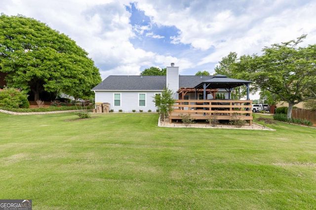 8860 Creekstone Place, Gainesville, GA 30506