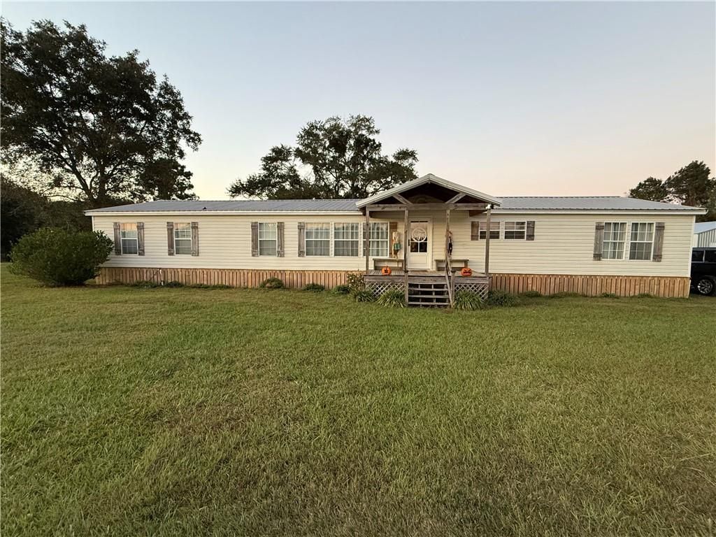 15220 Roland Davis N Road, Wilmer, AL 36587