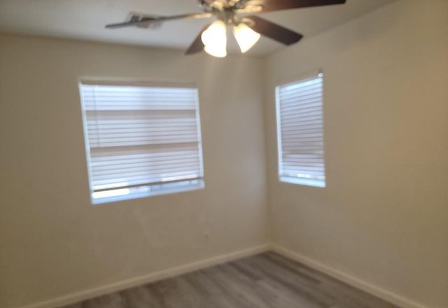 7226 S 48th Glen, Laveen, AZ 85339