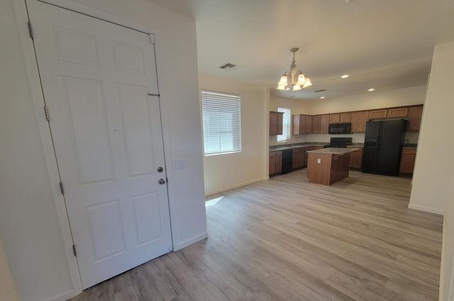 7226 S 48th Glen, Laveen, AZ 85339