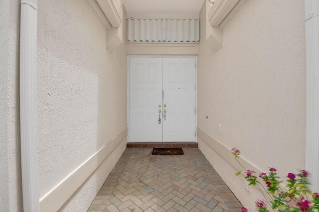 5304 Wycombe Avenue, Boynton Beach, FL 33437