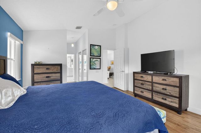 5304 Wycombe Avenue, Boynton Beach, FL 33437