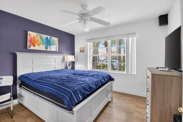 5304 Wycombe Avenue, Boynton Beach, FL 33437