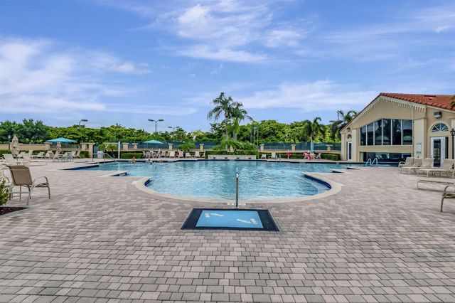 5304 Wycombe Avenue, Boynton Beach, FL 33437