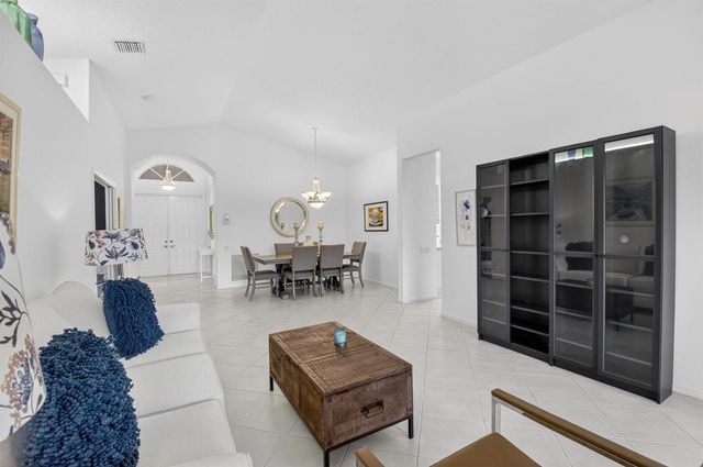5304 Wycombe Avenue, Boynton Beach, FL 33437