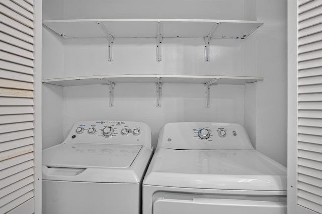 20 Walden Drive 15, Natick, MA 01760
