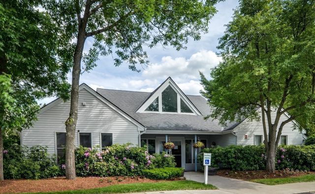 20 Walden Drive 15, Natick, MA 01760