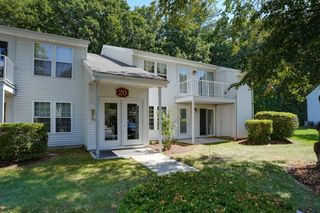 20 Walden Drive 15, Natick, MA 01760