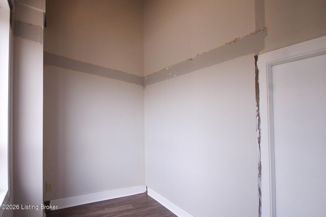 323 W Broadway 1003, Louisville, KY 40202