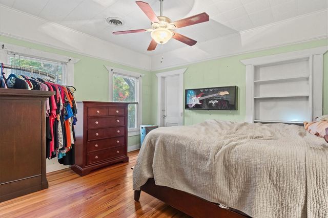 2121 7TH AVENUE W, Bradenton, FL 34205