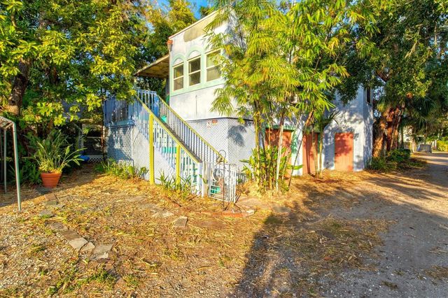 2121 7TH AVENUE W, Bradenton, FL 34205