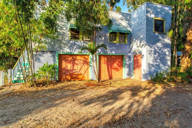 2121 7TH AVENUE W, Bradenton, FL 34205