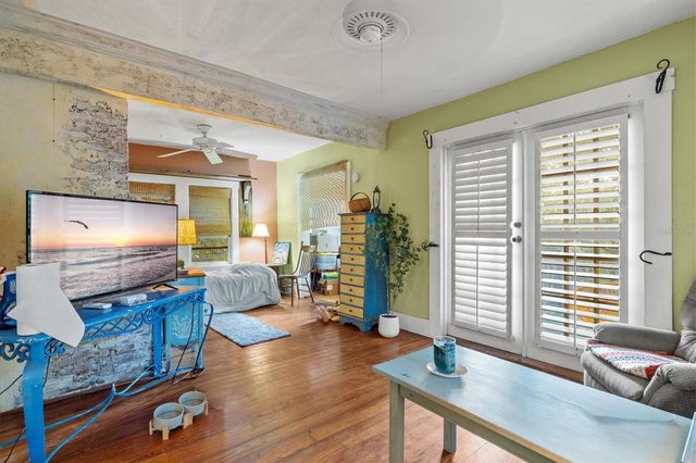 2121 7TH AVENUE W, Bradenton, FL 34205