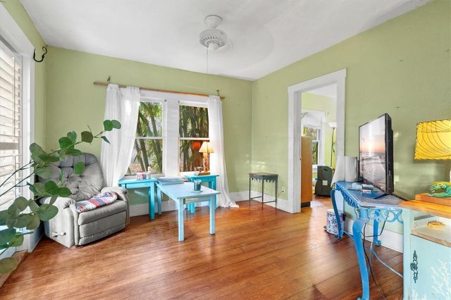 2121 7TH AVENUE W, Bradenton, FL 34205