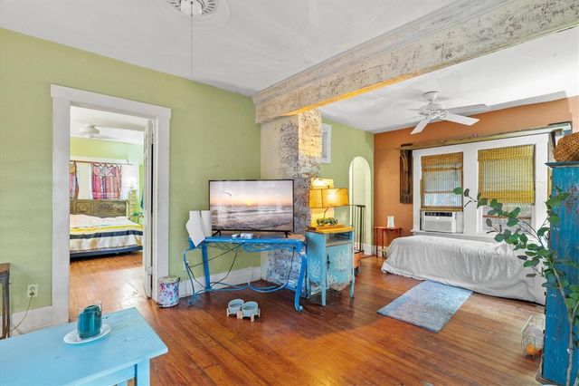 2121 7TH AVENUE W, Bradenton, FL 34205