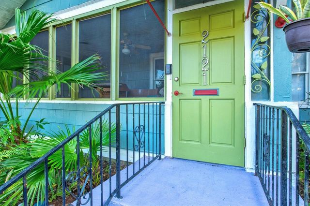 2121 7TH AVENUE W, Bradenton, FL 34205