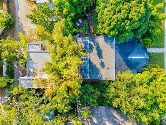 2121 7TH AVENUE W, Bradenton, FL 34205