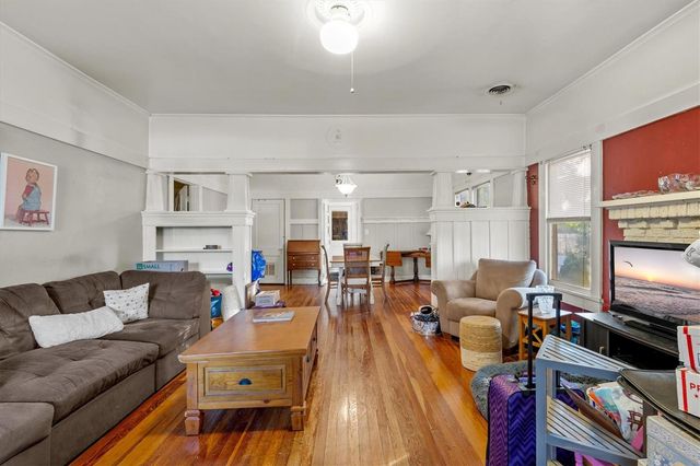 2121 7TH AVENUE W, Bradenton, FL 34205