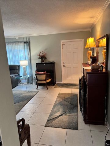 7002 NW 93rd Avenue, Tamarac, FL 33321