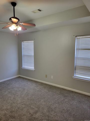 303 W Valentine Road, Jacksonville, AR 72076