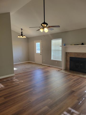 303 W Valentine Road, Jacksonville, AR 72076