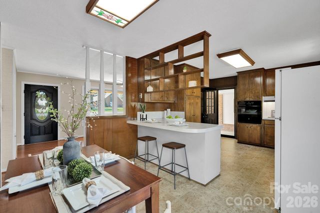 1411 E Maiden Road, Maiden, NC 28650