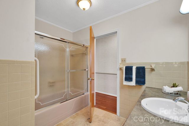 1411 E Maiden Road, Maiden, NC 28650