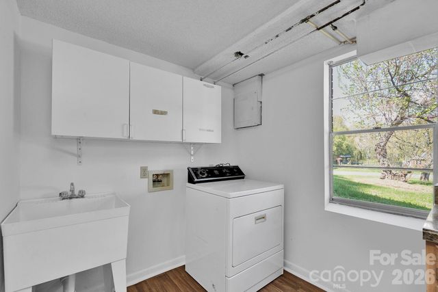 1411 E Maiden Road, Maiden, NC 28650