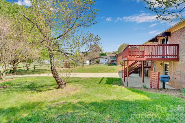 1411 E Maiden Road, Maiden, NC 28650