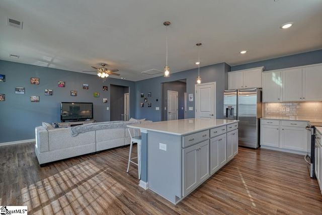 542 New Cut Meadows Road, Inman, SC 29349