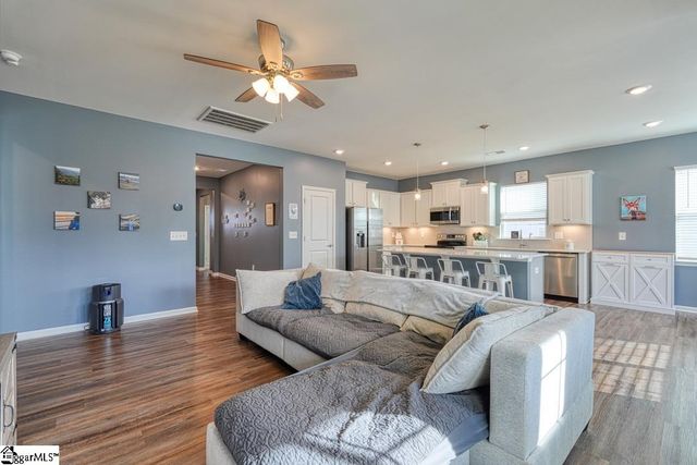 542 New Cut Meadows Road, Inman, SC 29349