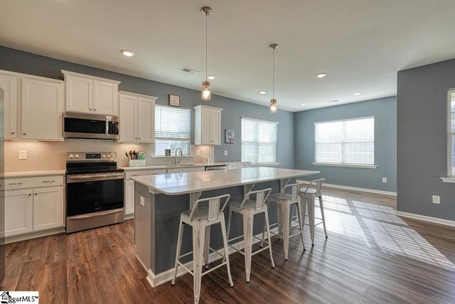 542 New Cut Meadows Road, Inman, SC 29349