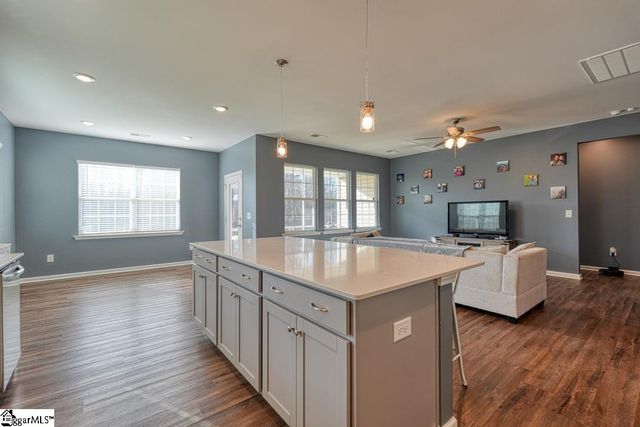 542 New Cut Meadows Road, Inman, SC 29349