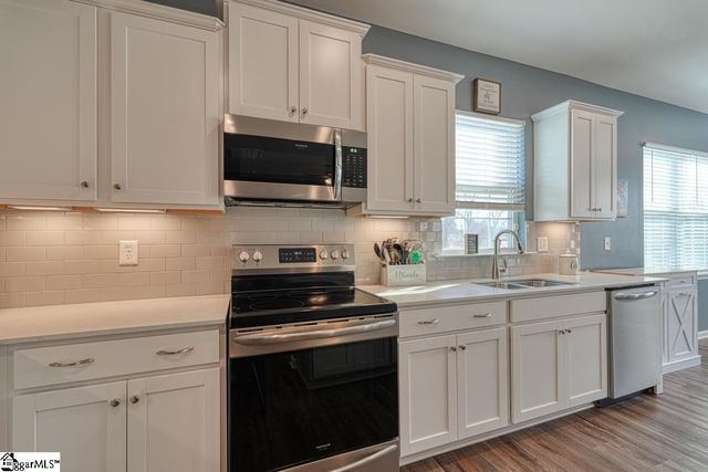 542 New Cut Meadows Road, Inman, SC 29349