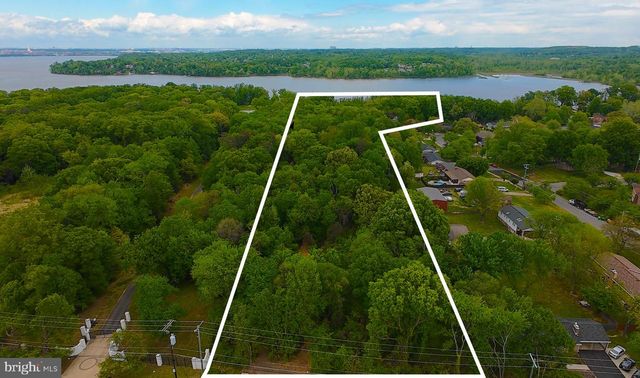 10807 RIVERVIEW RD, Fort Washington, MD 20744