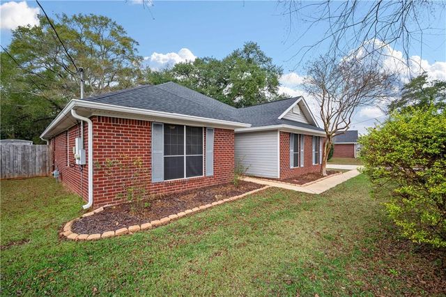 10560 Patrick Avenue, Grand Bay, AL 36541